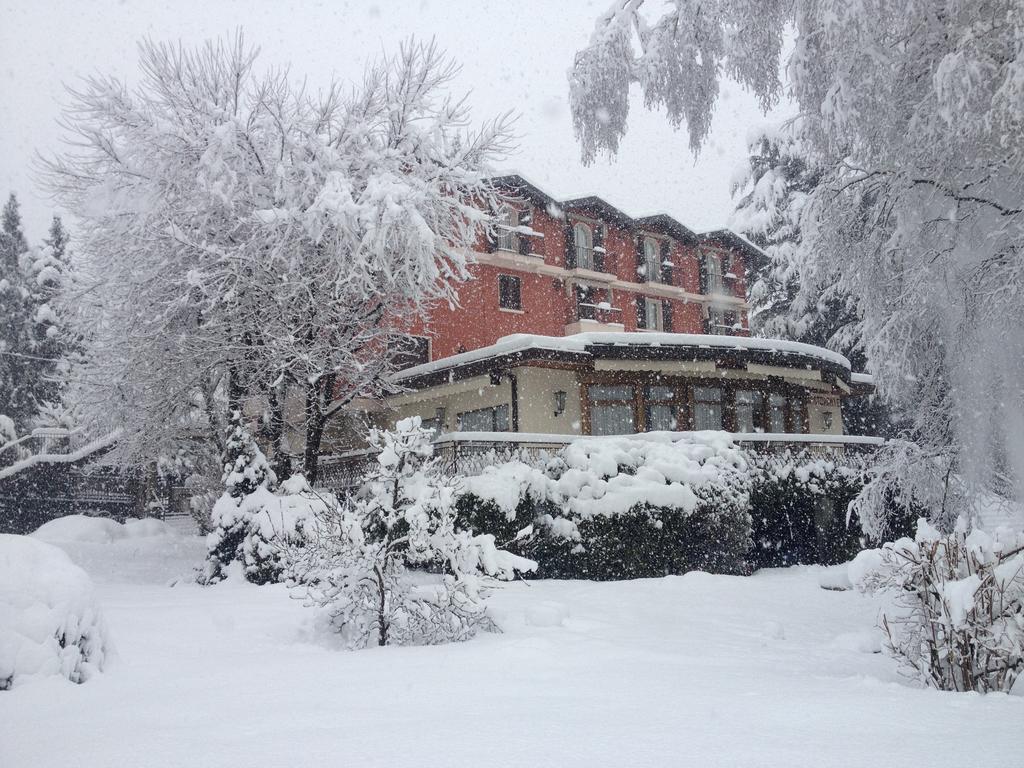 Albergo Milano Snc Lanzo D'intelvi Exterior photo